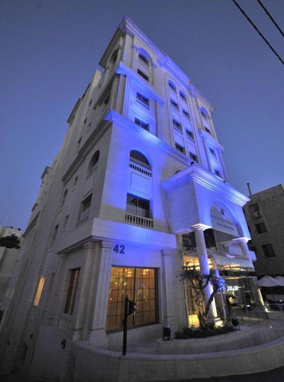 Il Palazzo Hotel And Suites Amman Exterior photo