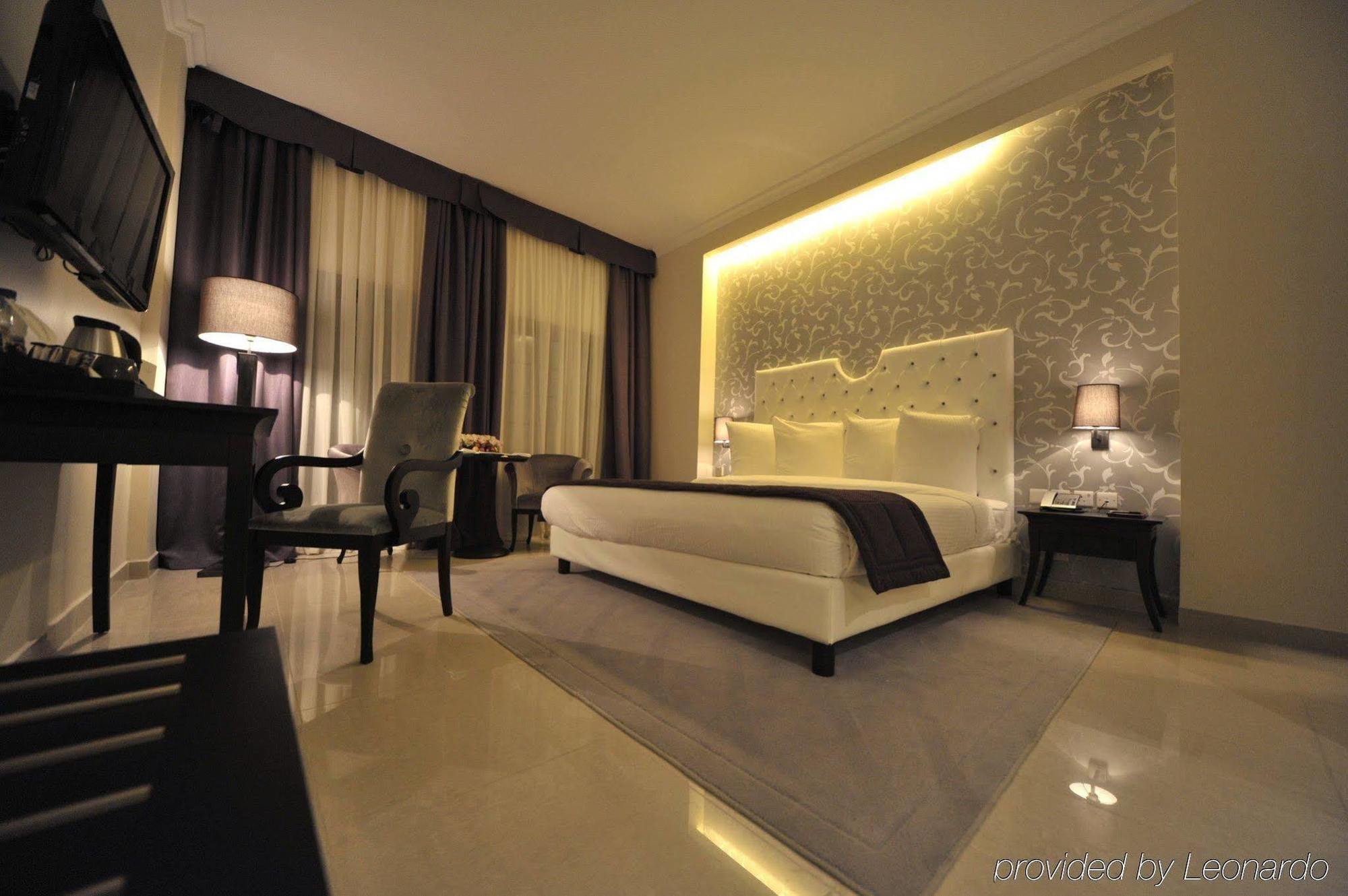 Il Palazzo Hotel And Suites Amman Exterior photo